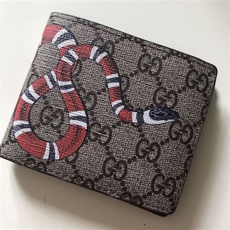 fake womens gucci wallet|gucci men's wallet knockoff.